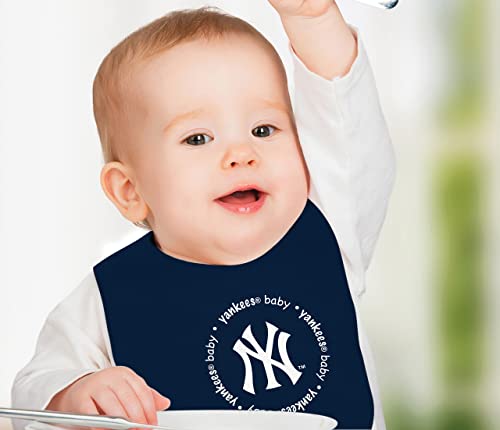 Baby Fanatics MLB New York Yankees 2-Pack Bibs