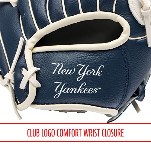 Franklin MLB New York Yankees Youth Teeball Glove and Ball Set 9.5