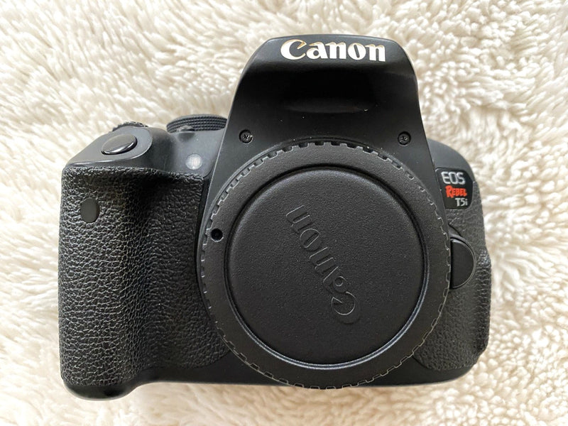 Canon Rebel T5i camera (18.0 Megapixel) + 50mm prime lens & More Extras!