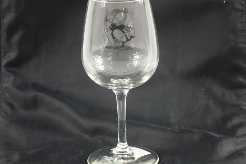 Logo Brands NHL Pittsburg Penguins 12oz Stemmed Wine Glass