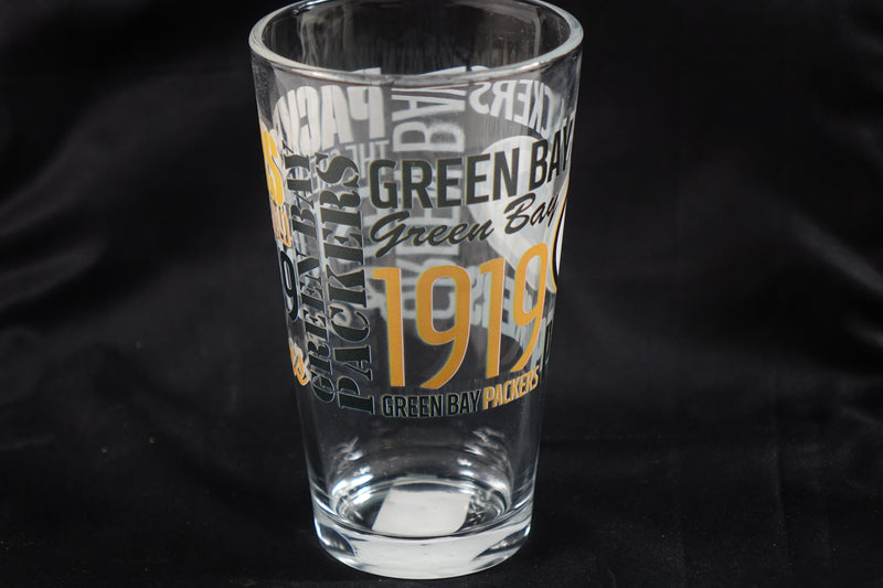 Logo Brands NFL Green Bay 16oz Spirit Pint Glass