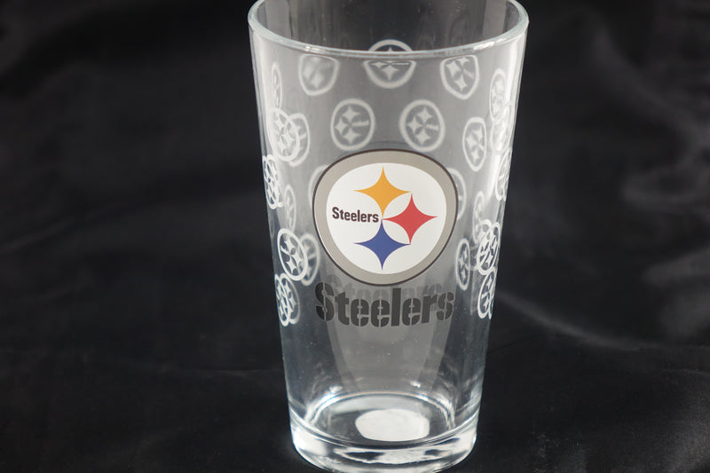 Logo Brands NFL Pittsburg Steelers 16oz Satin Etch Pint Glass