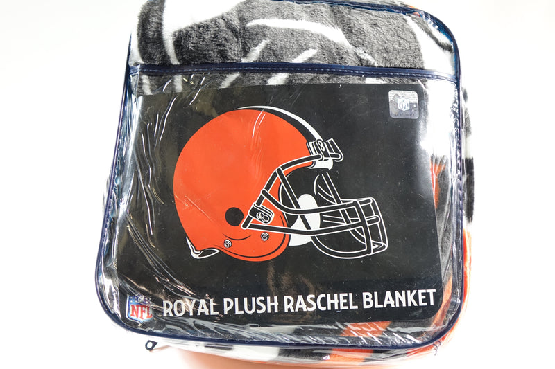 NFL Cleveland Browns Raschel Throw Blanket, 60" x 80", Slant